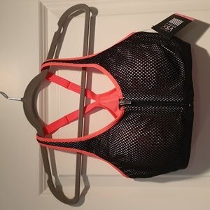 VS Knockout Front-Close Sport Bra